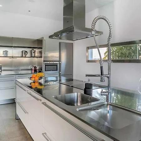 Luxury House La Oliva